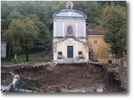 Fotografie ValBrevenna - Altro - Temporale del 14 set 2015: danni al Santuario Madonna dell’Acqua