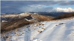  Diverso innevamento tra Valbrevenna (dx) e Val Vobbia (sx) - ValBrevenna - 2016 - Landscapes - Winter - Voto: Non  - Last Visit: 29/9/2023 5.36.23 