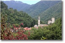 Fotografie ValBrevenna - Paesi - Alta Val Brevenna: frazione Senarega
