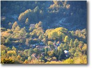 Fotografie ValBrevenna - Paesi - La frazione Ternano e Casoni a fondo valle