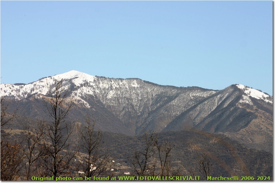 Marzo: neve sul Monte Antola  - ValBrevenna - 2008 - Paesi - Inverno - Canon EOS 300D