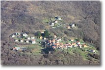 Foto ValBrevenna - Paesi - Valbrevenna, sinistra orografica: frazione Ternano