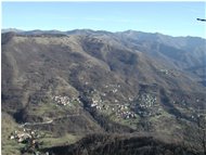  Nenno di Val Brevenna (M. Antola sullo sfondo) - ValBrevenna - 2002 - Panorami - Inverno - Voto: 7,5  - Last Visit: 19/9/2022 0.22.18 