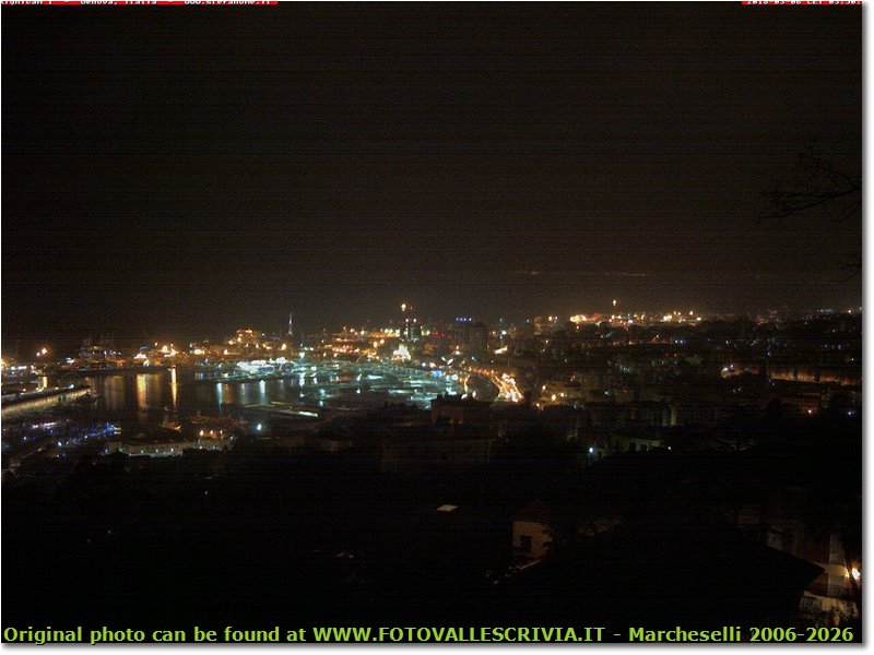Webcam Genova - Panorama dal righi sulla Lanterna di genova e il porto antico